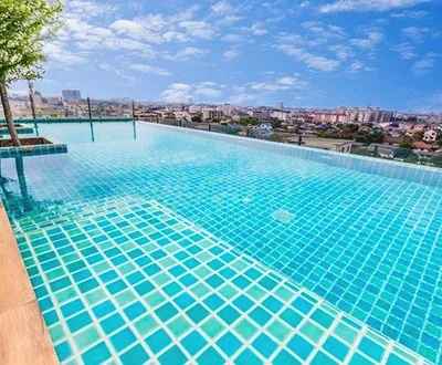 pool of Vio condo (แคราย)