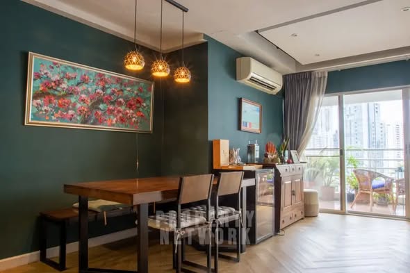 living room and room interior of Waterford Diamond Tower