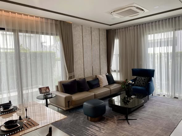 living room and bedroom of มัณฑนา บางนา กม.15 | MANTANA Bangna km. 15