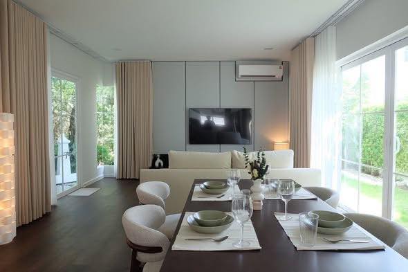 living room and room interior of มัณฑนา บางนา กม.15 | MANTANA Bangna km. 15