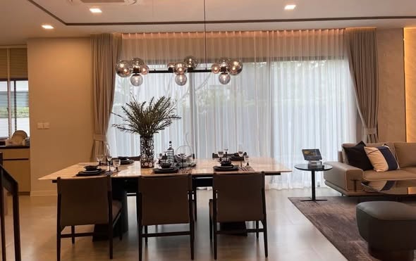 living room and room interior of มัณฑนา บางนา กม.15 | MANTANA Bangna km. 15