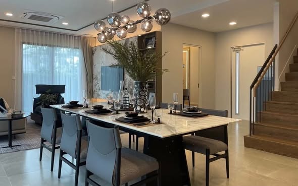 living room and room interior of มัณฑนา บางนา กม.15 | MANTANA Bangna km. 15