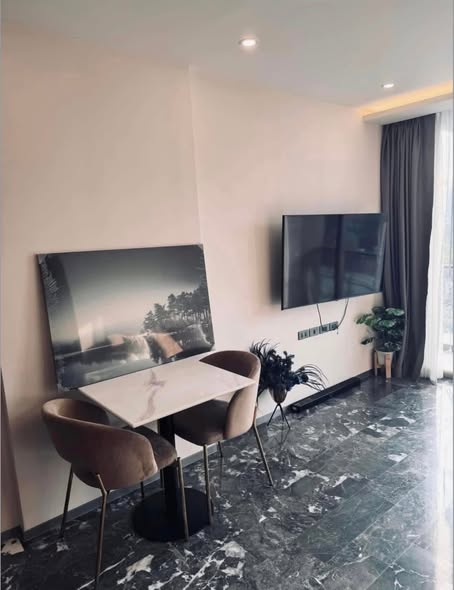 living room and room interior of 168 Sukhumvit 36