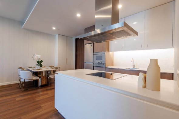 kitchen of 185 Rajadamri
