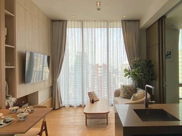 bedroom and living room and room interior of 28 Chidlom