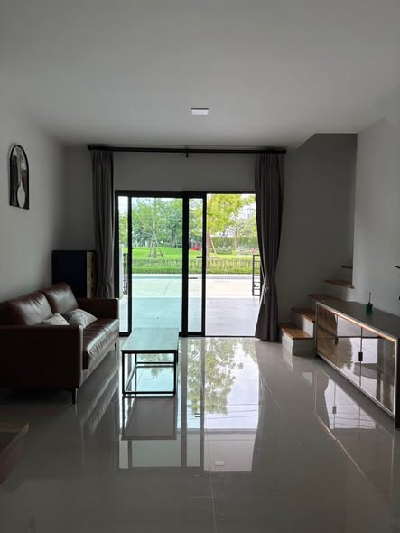 living room and room interior of พลีโน่ สุขุมวิท-บางนา 3 Pleno Sukhumvit-Bangna 3