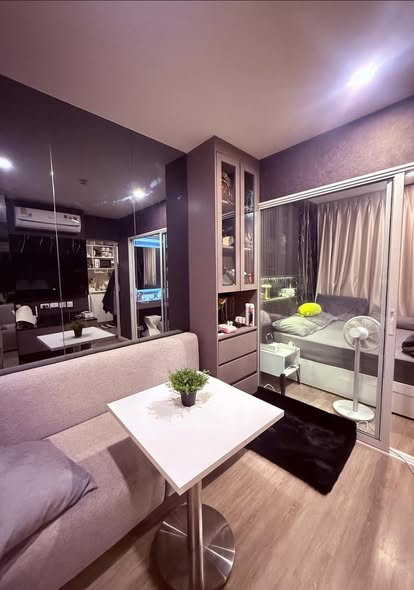 living room of บลู พหลโยธิน 35 | blue Phahonyothin 35 by Grand Unity