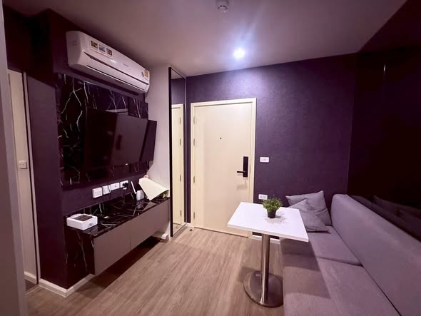 room interior of บลู พหลโยธิน 35 | blue Phahonyothin 35 by Grand Unity