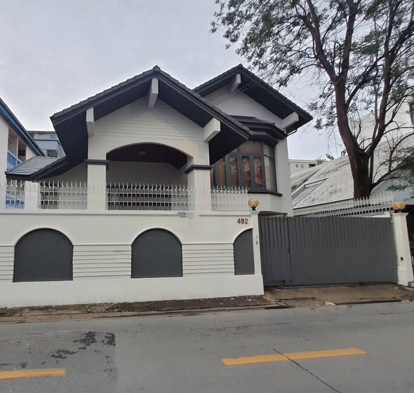 หมู่บ้านกลางเมือง รัชดา 36
