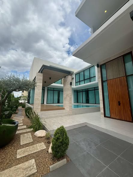 พูลวิลล่ารังสิต ริมน้ำ คลอง4 RiverFront PoolVilla Rangsit Klong4