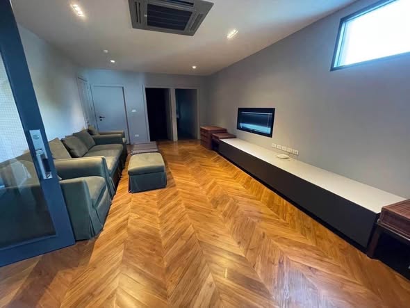 living room and room interior of อาคาร 5 ชั้น 2 ยล.