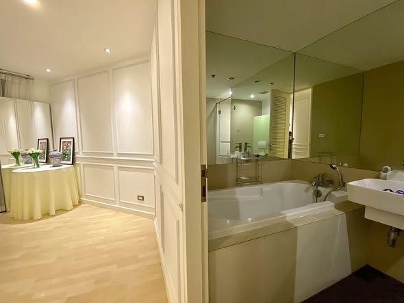 bathroom of 59 Heritage