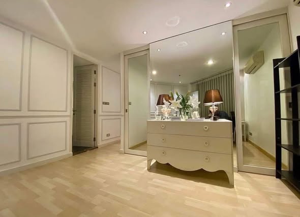 bedroom of 59 Heritage
