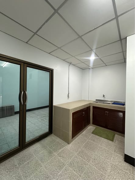 bathroom of ขายอาคารพาณิชย์ 6ชั้น ใกล้ MRT สุทธิสาร หลังมุม 27 ตรว.
