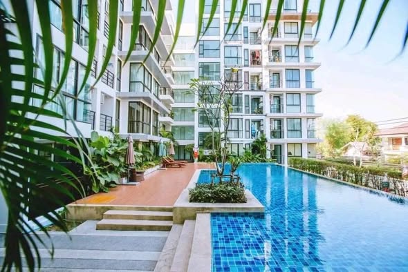 pool of ชาโตว์อินทาวน์ 62/1 โครงการ1 ซอยสุขุมวิท62/1