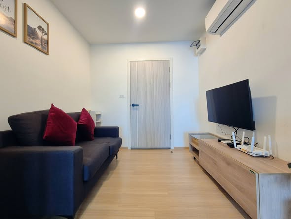 living room and bedroom and room interior of ชีวาทัย ฮอลล์มาร์ค ลาดพร้าว – โชคชัย 4 (เฟส 2)