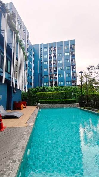 pool of ชีวาทัย ฮอลล์มาร์ค ลาดพร้าว – โชคชัย 4 (เฟส 2)