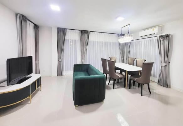 bedroom and living room of บ้านกลางเมือง รามอินทรา 83 สเตชั่น | Baan Klang Mueng Ramintra 83 Station