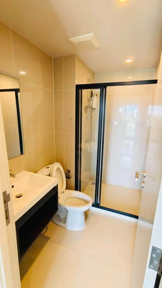 bathroom of มอนเต้ คอนโด พระราม9