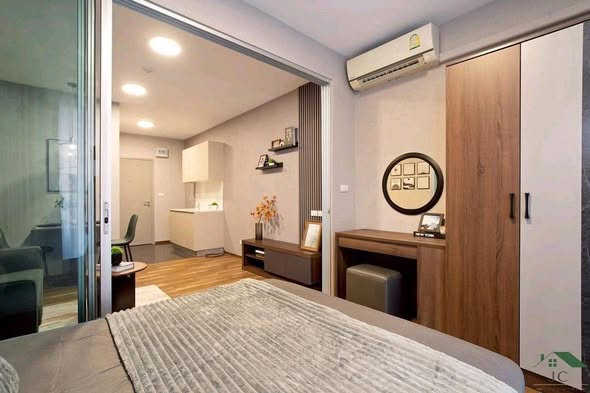 bedroom and room interior of A Space ME Sukhumvit 77