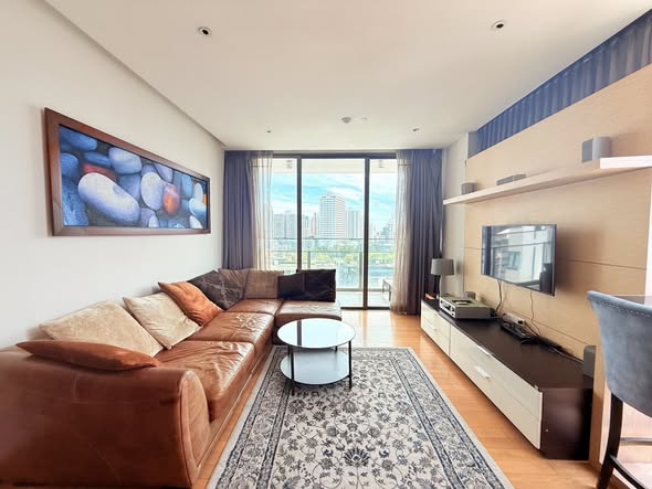 bedroom and living room of AEQUA Residence Sukhumvit 49 dad no3