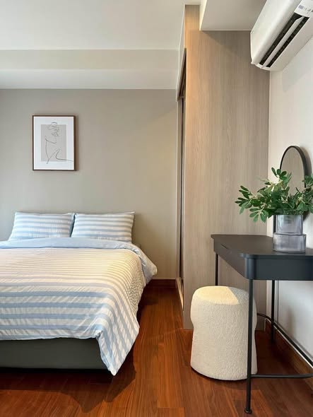 bedroom of Altitude Symphony