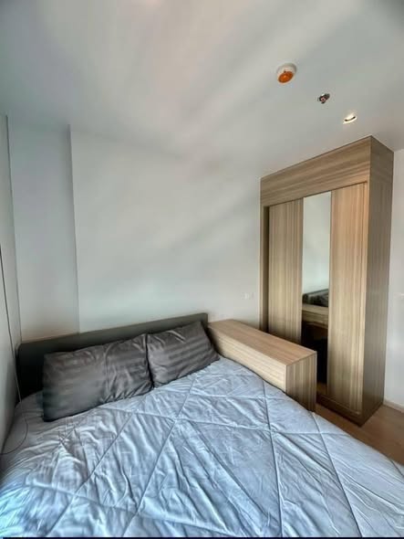 bedroom of Altitude Unicorn Sathorn