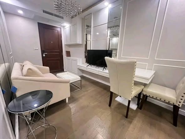 bedroom and living room of Amaranta Residence