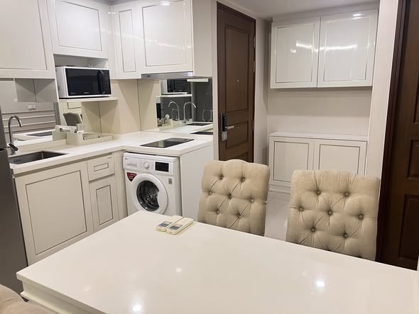 kitchen of Amaranta Residence