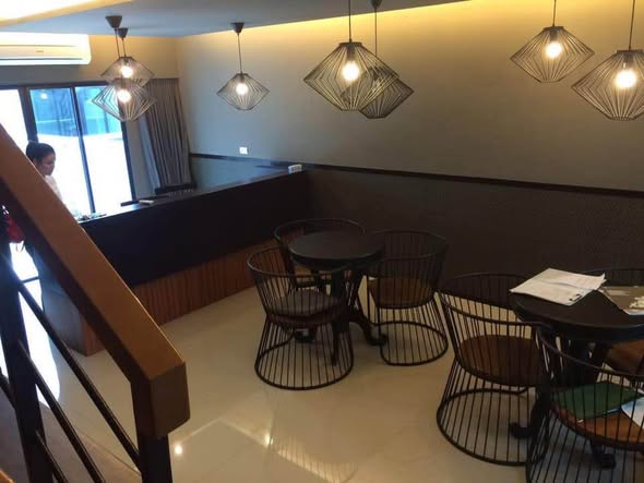 room interior of Areeya Mandarina Sukhumvit 77