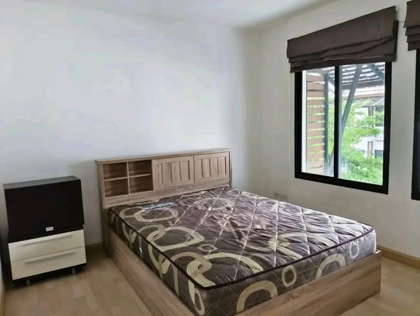 bedroom of Areeya Mova
