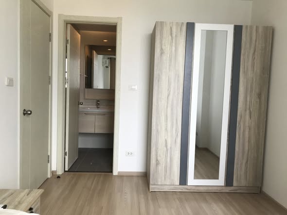 room interior of Artemis Sukhumvit 77