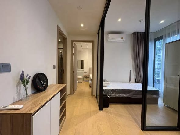 bedroom and room interior of ASHTON Asoke – Rama 9