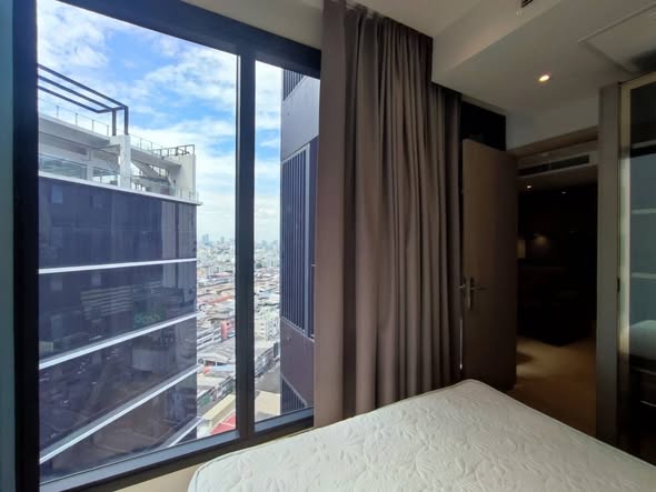 bedroom and room interior of ASHTON Asoke – Rama 9