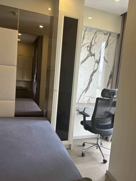bedroom and room interior of Ashton Asoke