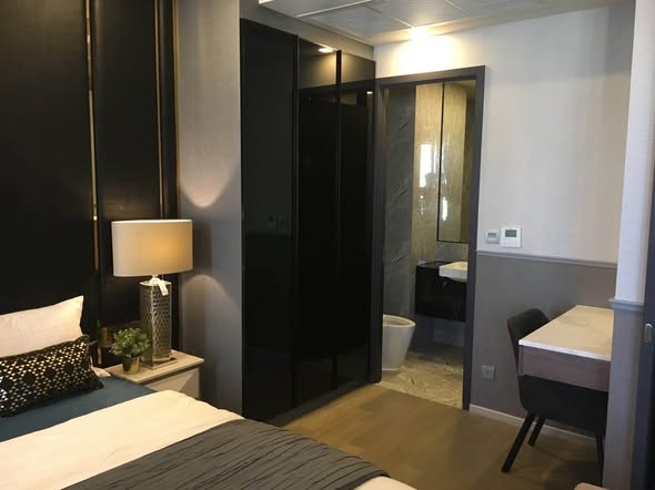 bedroom and room interior of Ashton Asoke