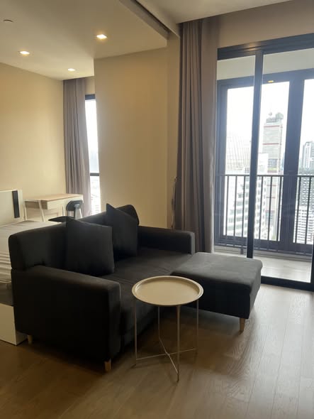 living room and bedroom of Ashton Asoke