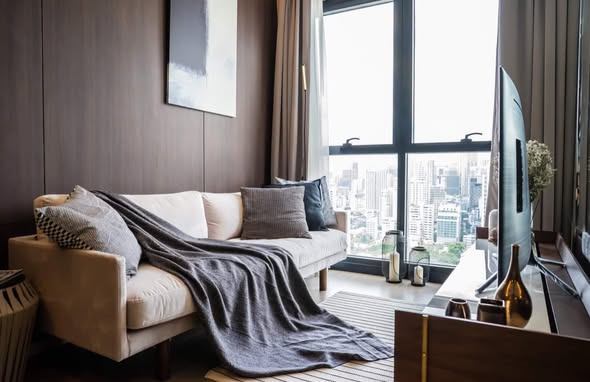 living room and bedroom of Ashton Asoke