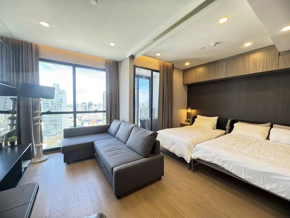 bedroom of Ashton Chula-Silom