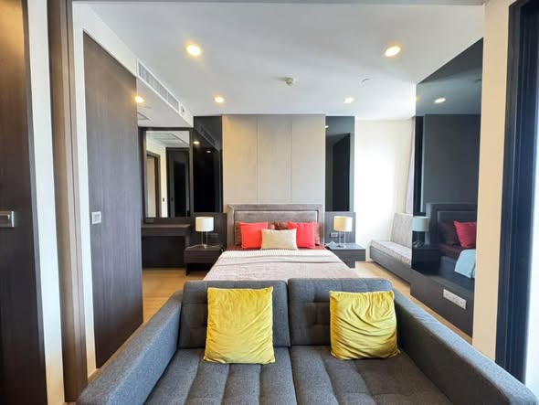 bedroom of Ashton Chula-Silom