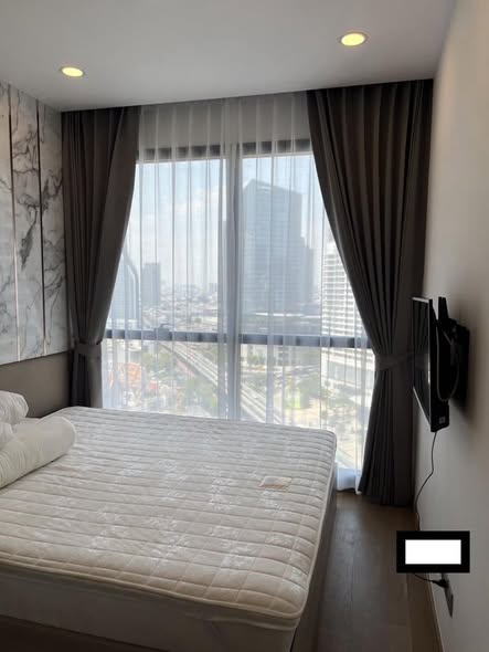 bedroom of Ashton Chula-Silom