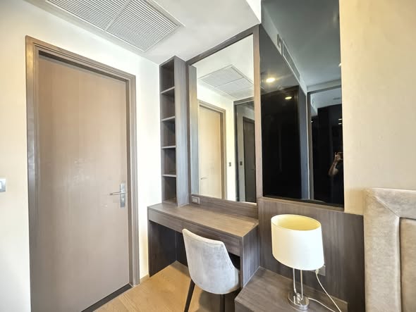 room interior of Ashton Chula-Silom