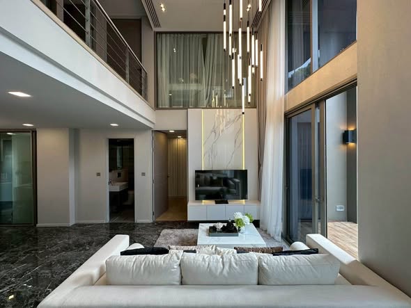 living room of Ashton Residence 41