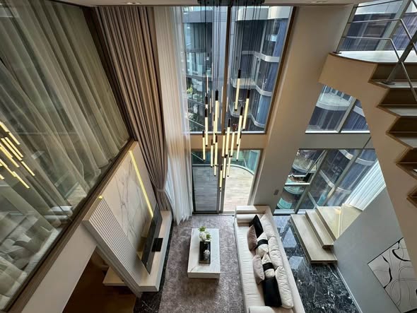 living room of Ashton Residence 41