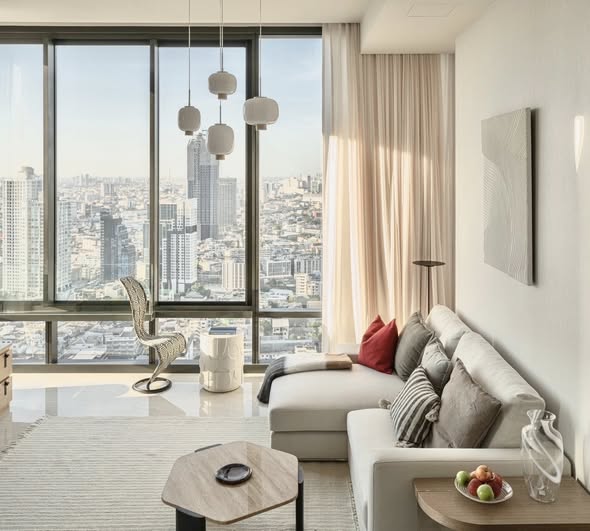 living room of Ashton Silom