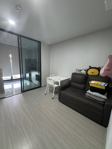 bedroom and living room and room interior of Aspire Asoke-Ratchada