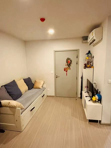 bedroom and room interior of Aspire Asoke-Ratchada