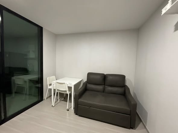 room interior of Aspire Asoke-Ratchada