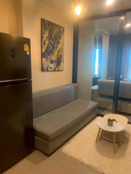 living room of แอสปาย เอราวัณ ไพร์ม Aspire Erawan Prime