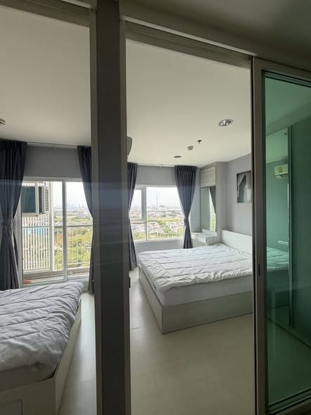 bedroom and room interior of Aspire Erawan Tower B